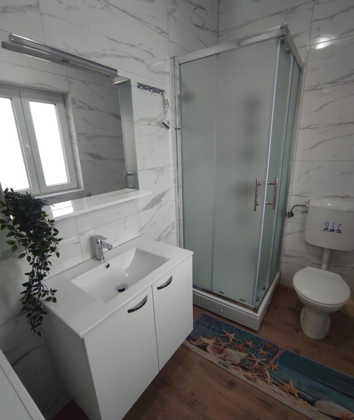 Apartman Jenny-Porec Kosinozici Exterior foto