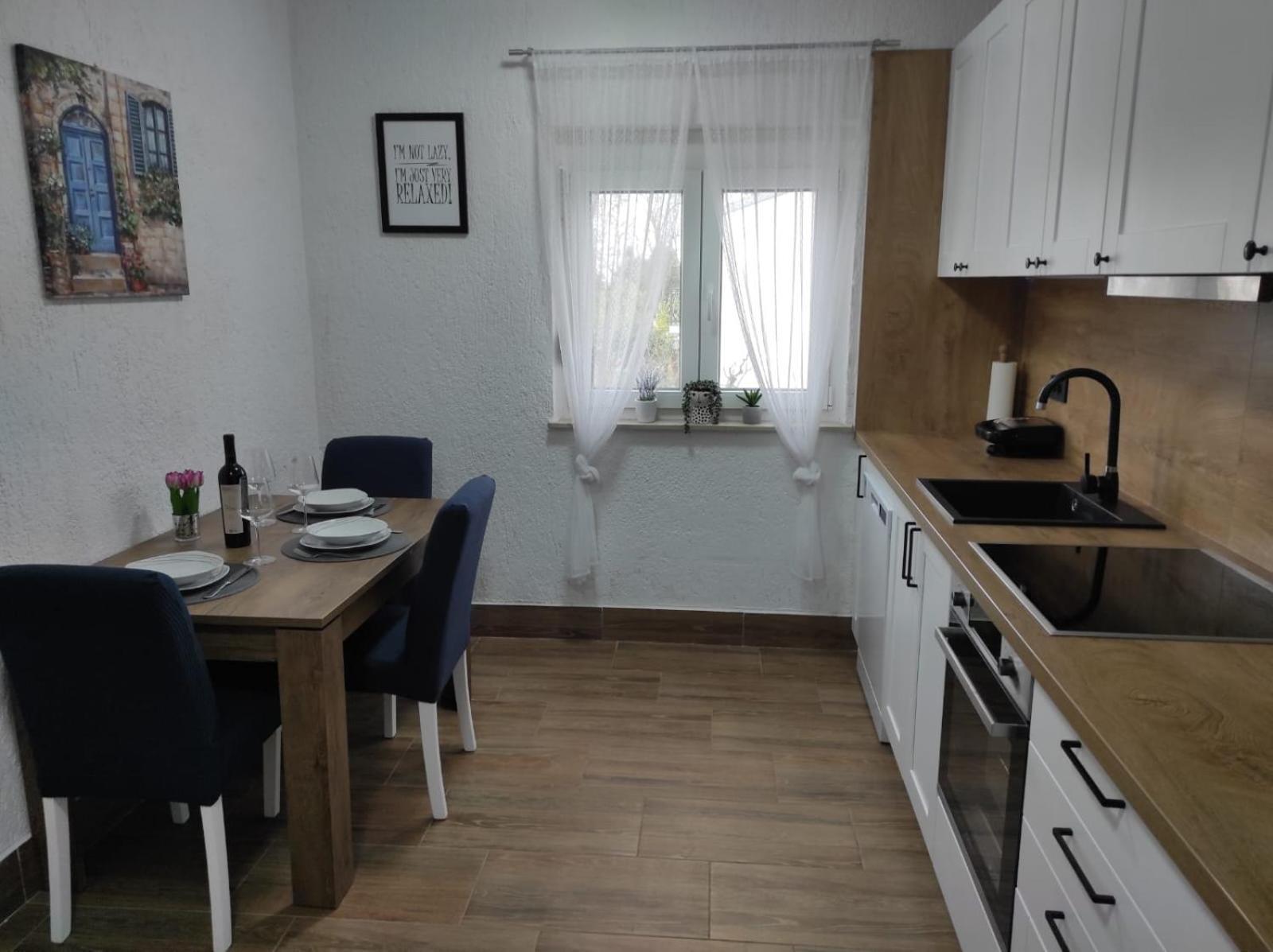 Apartman Jenny-Porec Kosinozici Exterior foto