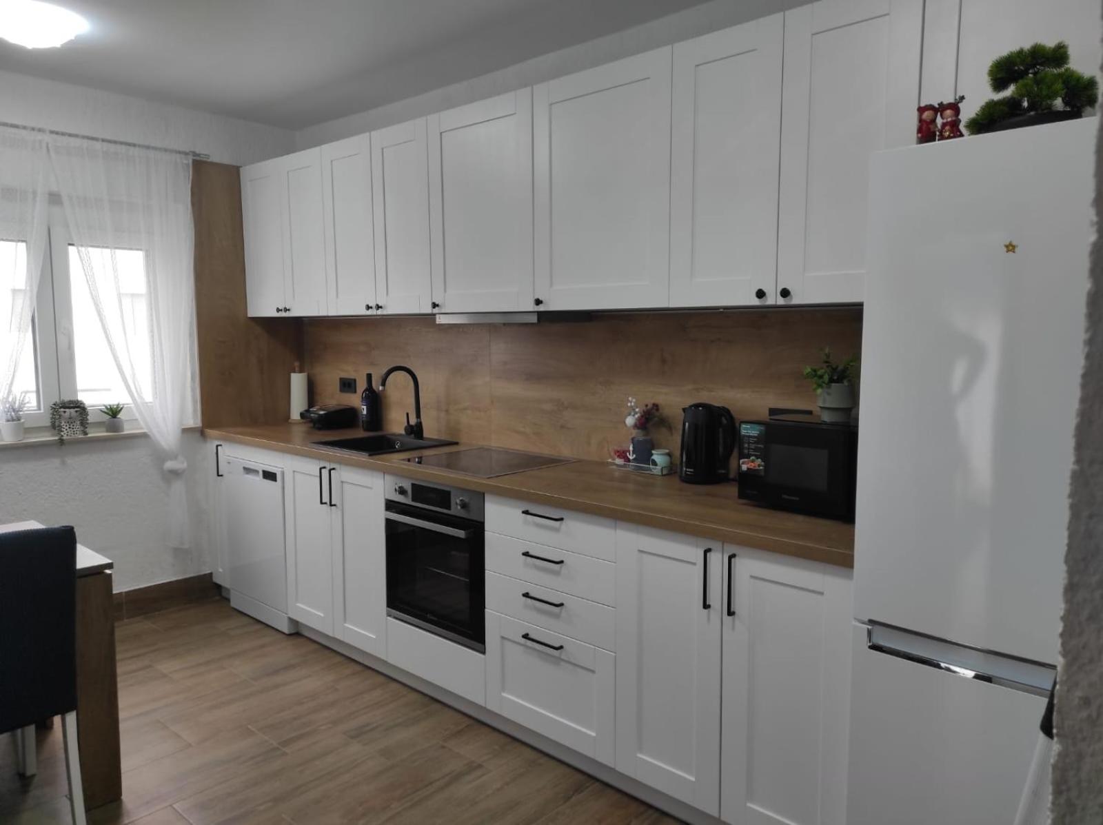 Apartman Jenny-Porec Kosinozici Exterior foto